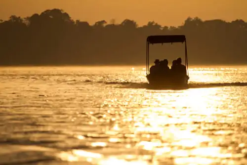 Activités nautiques sur le fleuve Rufiji